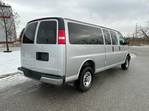 2025 Chevrolet Express 3500 RWD 3500 Extended Wheelbase LT