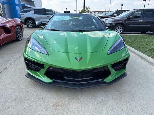 2026 Chevrolet Corvette Stingray w/2LT