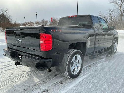 2018 Chevrolet Silverado 1500 Custom