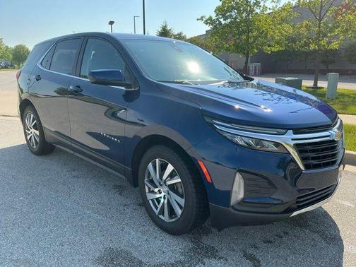 Blue Glow Metallic 2023 Chevrolet Equinox 1LT