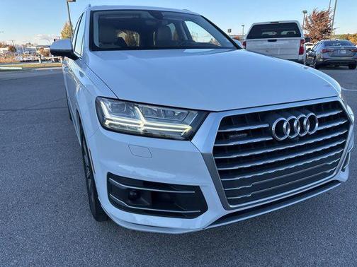 2019 Audi Q7 55 Prestige