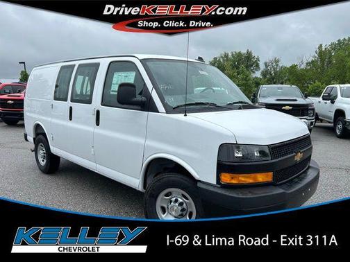 2025 Chevrolet Express 2500 RWD 2500 Regular Wheelbase WT