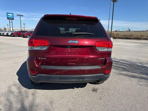 2017 Jeep Grand Cherokee Laredo