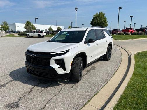 2025 Chevrolet Traverse RS