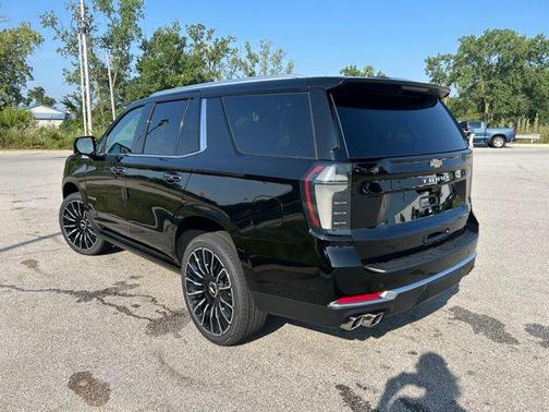 2025 Chevrolet Tahoe 4WD High Country