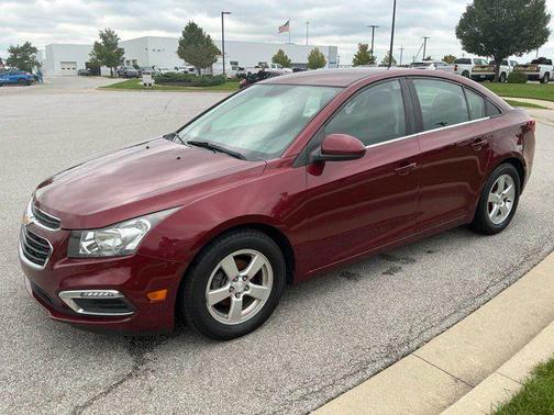 Siren Red Tintcoat 2016 Chevrolet Cruze Limited 1LT