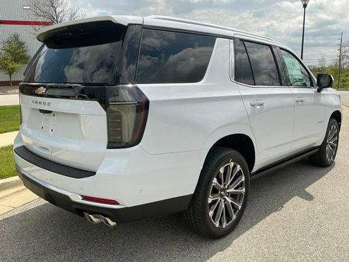 Polar White Tricoat 2026 Chevrolet Tahoe 4WD High Country