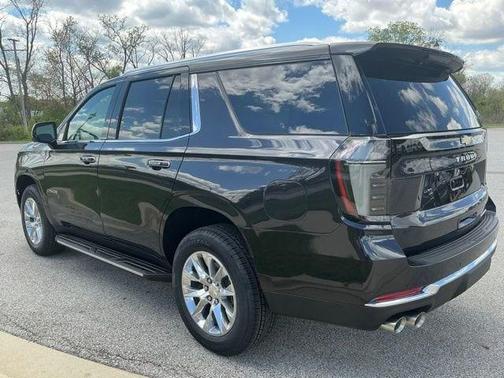 Dark Ash Metallic 2026 Chevrolet Tahoe Premier