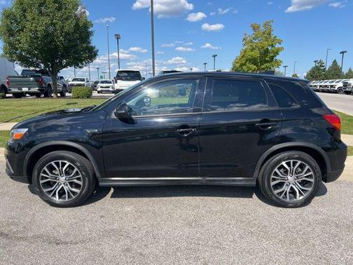 2019 Mitsubishi Outlander Sport SE