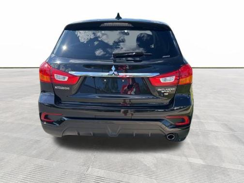 2019 Mitsubishi Outlander Sport SE