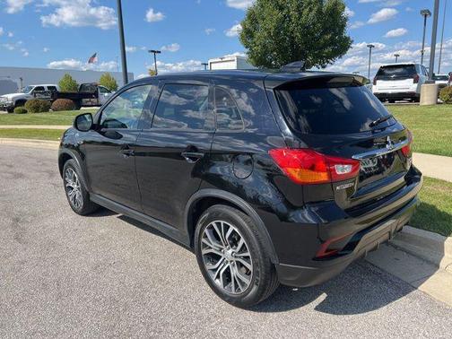 2019 Mitsubishi Outlander Sport SE