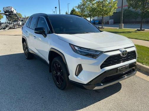 2025 Toyota RAV4 Hybrid SE