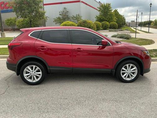 2017 Nissan Rogue Sport S