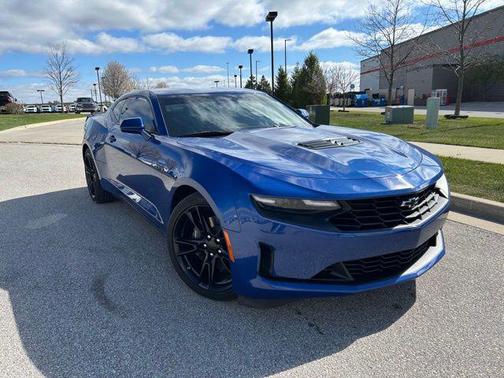 2021 Chevrolet Camaro RWD Coupe LT1