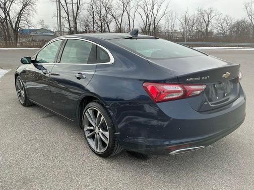 2022 Chevrolet Malibu FWD Premier