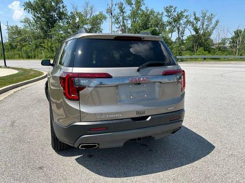 2023 GMC Acadia AWD AT4