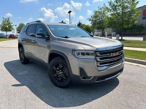 2023 GMC Acadia AWD AT4