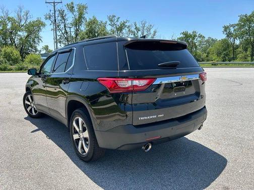 2020 Chevrolet Traverse LT Leather