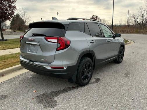 2024 GMC Terrain AWD AT4