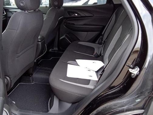 2025 Chevrolet Trailblazer LS