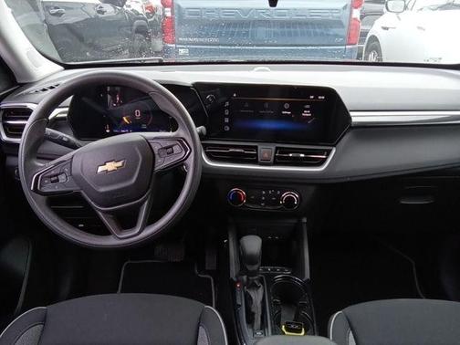 2025 Chevrolet Trailblazer LS