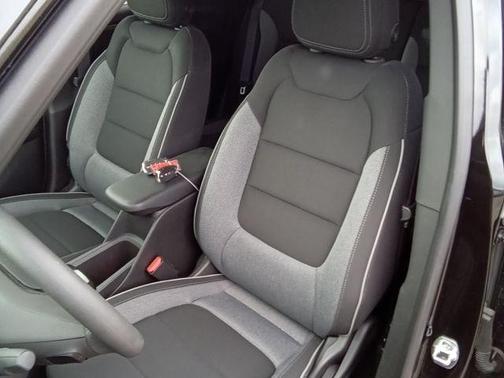 2025 Chevrolet Trailblazer LS