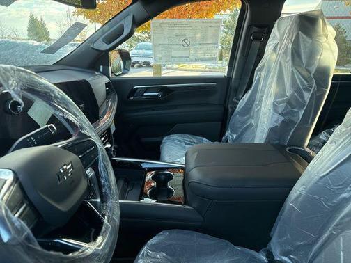 2026 Chevrolet Tahoe 4WD RST