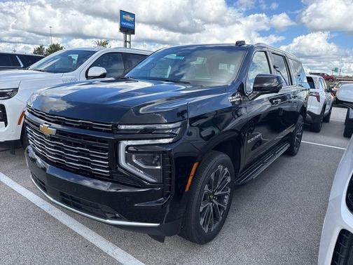 2025 Chevrolet Suburban 4WD High Country