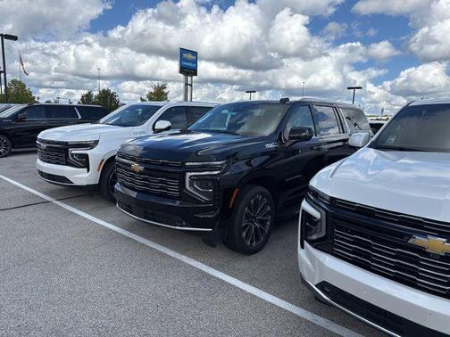 2025 Chevrolet Suburban 4WD High Country