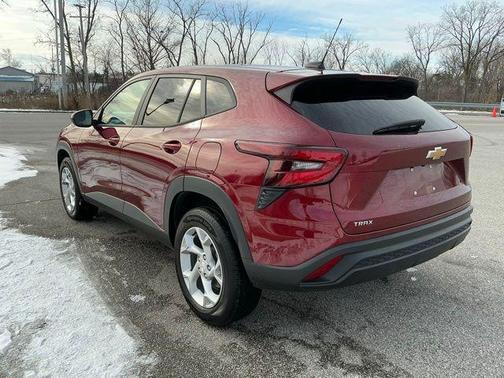 2024 Chevrolet Trax LS
