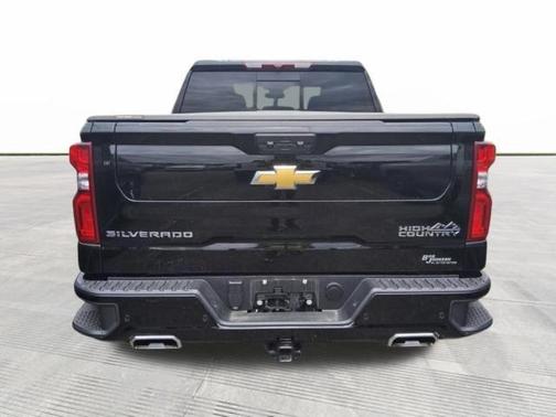 Black 2025 Chevrolet Silverado 1500 High Country