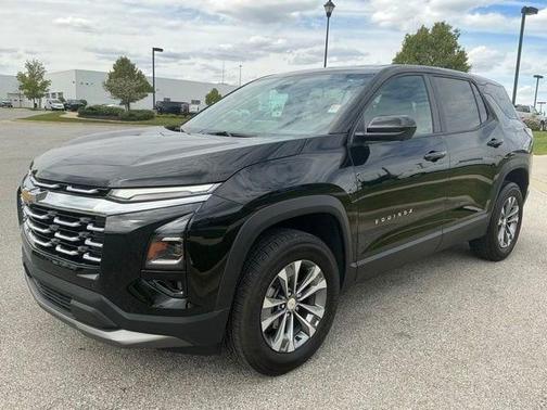 Mosaic Black Metallic 2025 Chevrolet Equinox 1LT