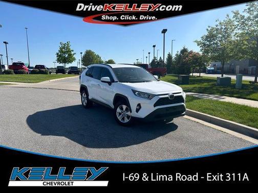 2020 Toyota RAV4 XLE