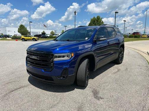 2023 GMC Acadia FWD SLT