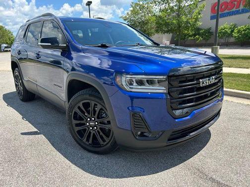 2023 GMC Acadia FWD SLT