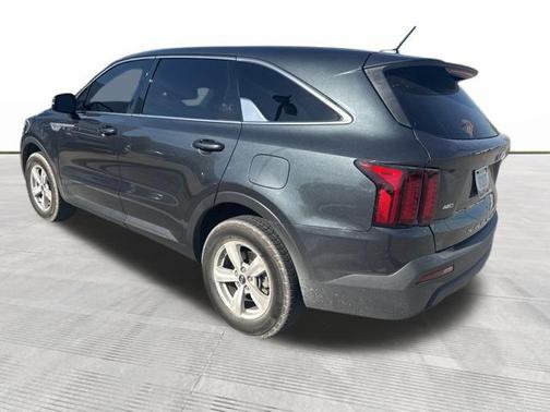 2021 Kia Sorento LX