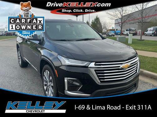 Mosaic Black Metallic 2023 Chevrolet Traverse Premier