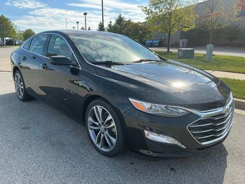 Mosaic Black Metallic 2023 Chevrolet Malibu FWD 2LT