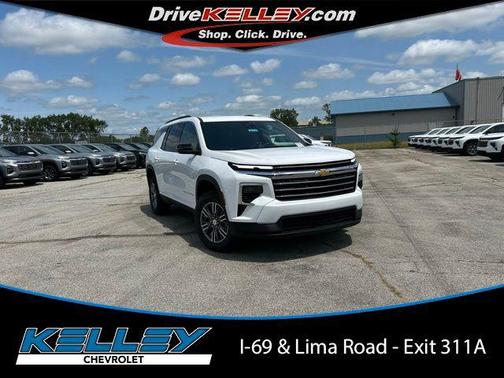 2025 Chevrolet Traverse LT