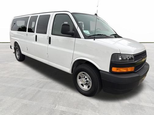 2025 Chevrolet Express 3500 RWD 3500 Extended Wheelbase LS