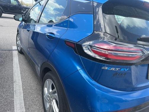2022 Chevrolet Bolt EV FWD 1LT