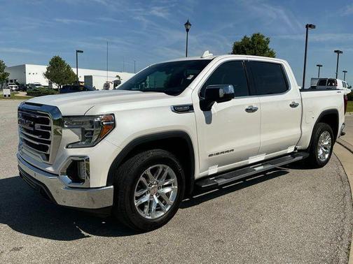 White Frost Tricoat 2020 GMC Sierra 1500 SLT