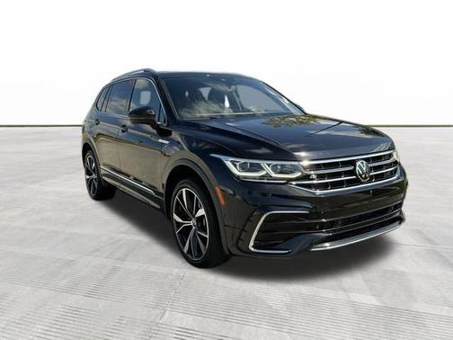 2022 Volkswagen Tiguan 2.0T SEL R-Line 4MOTION