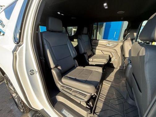 2024 Chevrolet Suburban 4WD Z71