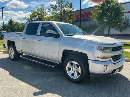 Silver Ice Metallic 2017 Chevrolet Silverado 1500 2LT