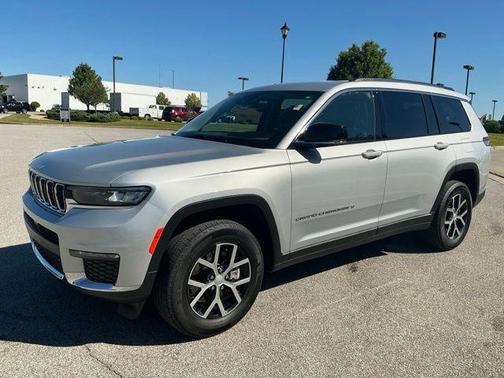 Silver Zynith 2023 Jeep Grand Cherokee L Limited