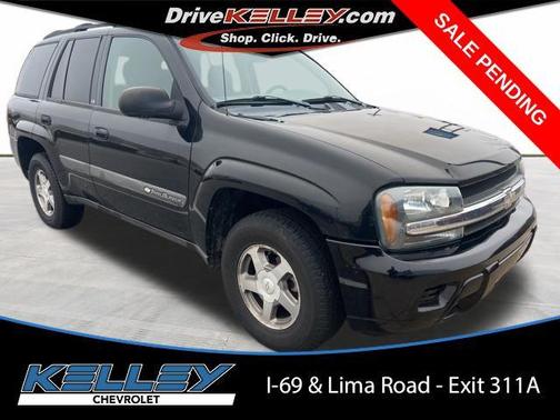 Black 2004 Chevrolet Trailblazer LS