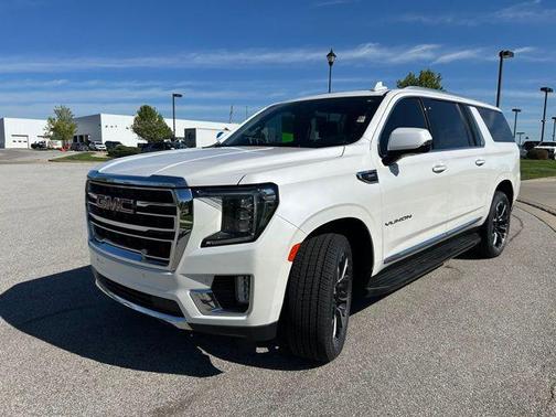 2023 GMC Yukon XL SLT