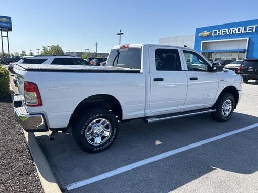 2021 RAM 2500 Tradesman Crew Cab 4x4 6'4' Box