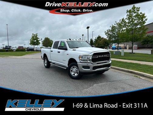 2021 RAM 2500 Tradesman Crew Cab 4x4 6'4' Box